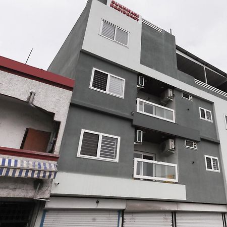 Oyo 60577 Sukhmani Residency Hotell Indore Exteriör bild